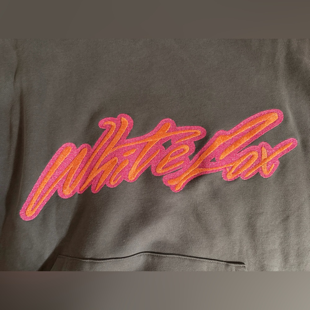 WHITE FOX HOODIE